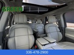 2026 Navigator L Thumbnail 10