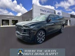 2026 Navigator L Thumbnail 6