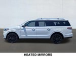 2023 Navigator L Thumbnail 2