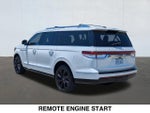 2023 Navigator L Thumbnail 3