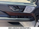 2023 Navigator L Thumbnail 10