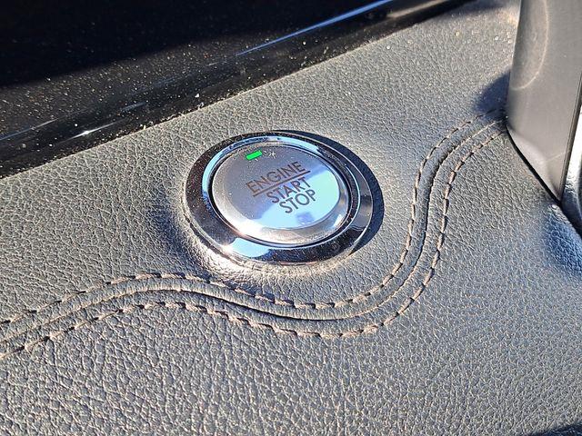 2023 Lincoln Navigator - $52,195