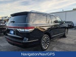 2023 Navigator L Thumbnail 4