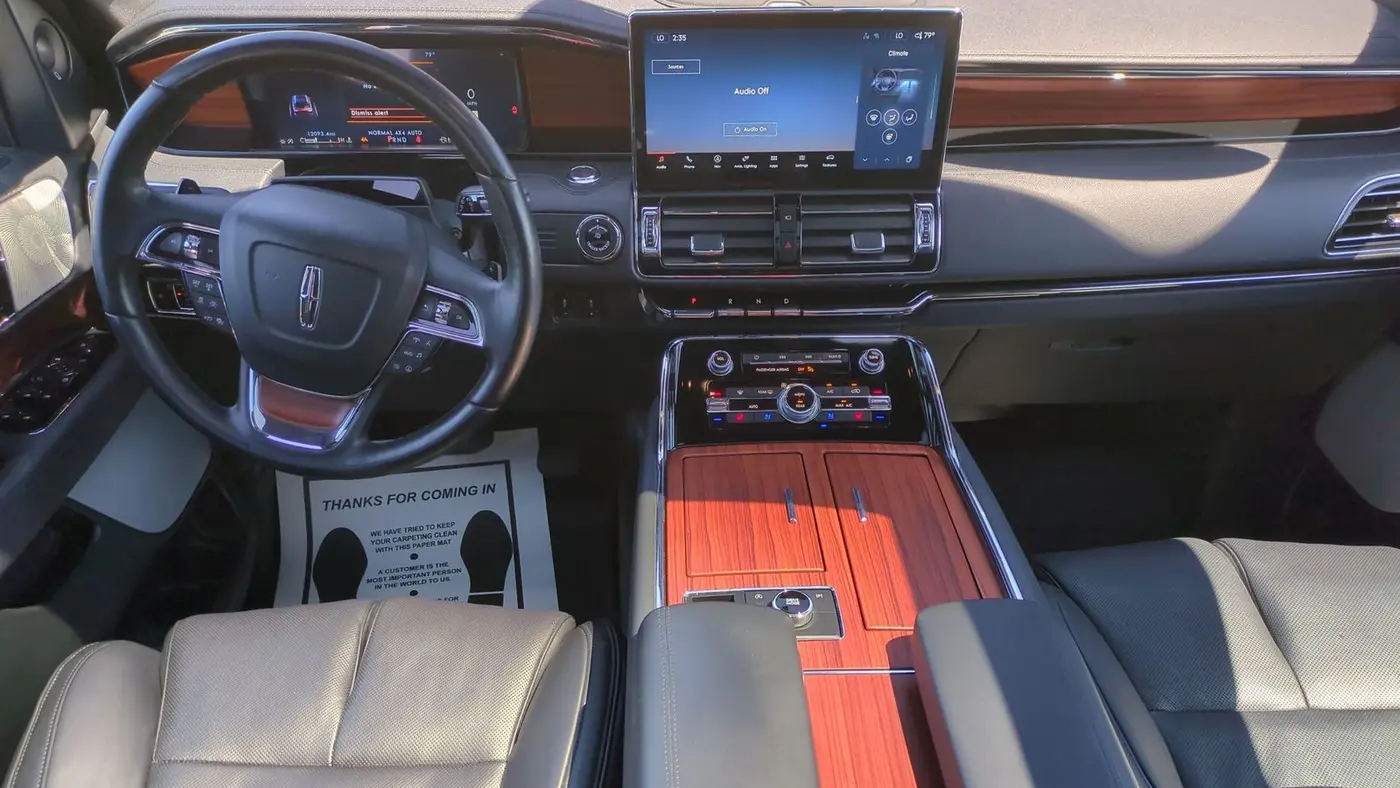 2024 Lincoln Navigator L Reserve