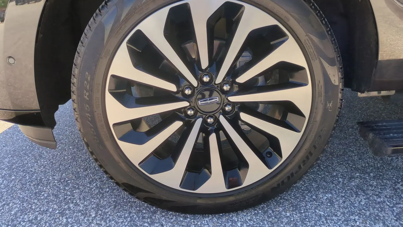 2024 Lincoln Navigator L Reserve
