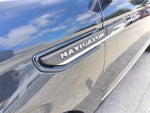 2024 Navigator L Thumbnail 11