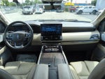 2024 Navigator L Thumbnail 27