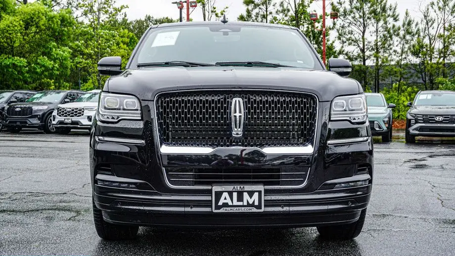 2024 Lincoln Navigator L Reserve