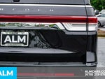 2024 Navigator L Thumbnail 13