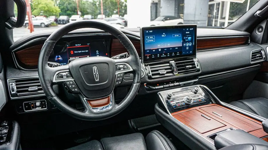 2024 Lincoln Navigator L Reserve