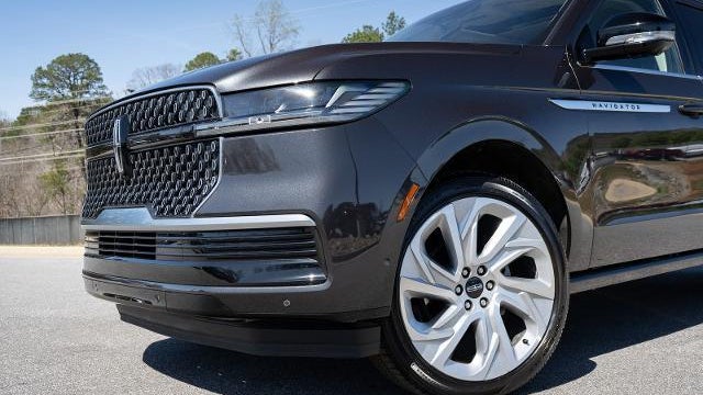 2025 Lincoln Navigator L Reserve