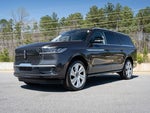 2025 Navigator L Thumbnail 10