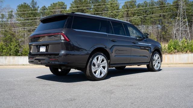 2025 Lincoln Navigator L Reserve