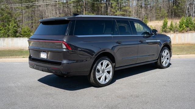 2025 Lincoln Navigator L Reserve