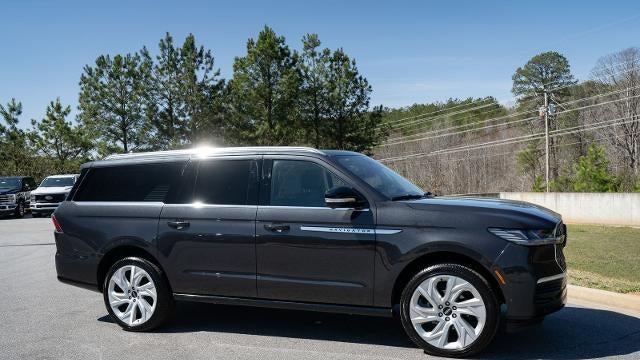 2025 Lincoln Navigator L Reserve