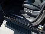 2025 Navigator L Thumbnail 32