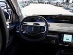 2025 Navigator L Thumbnail 38