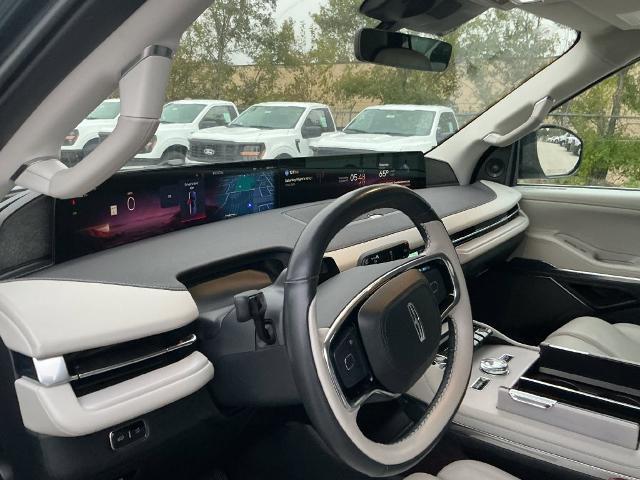 2025 Lincoln Navigator - $79,714