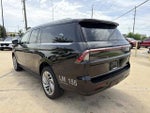 2025 Navigator L Thumbnail 6