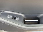 2025 Navigator L Thumbnail 16