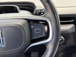 2025 Navigator L Thumbnail 25