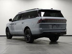 2025 Navigator L Thumbnail 5