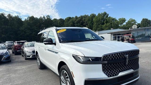 2025 Lincoln Navigator L Reserve