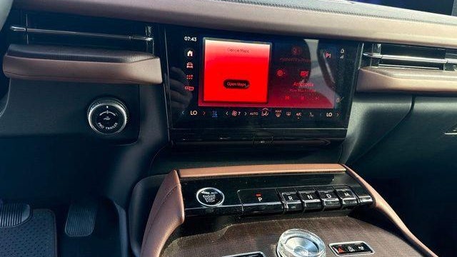 2025 Lincoln Navigator L Reserve