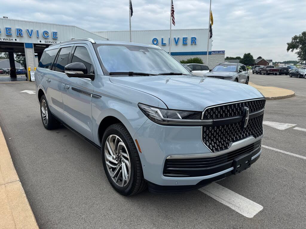 2025 Lincoln Navigator - $82,322