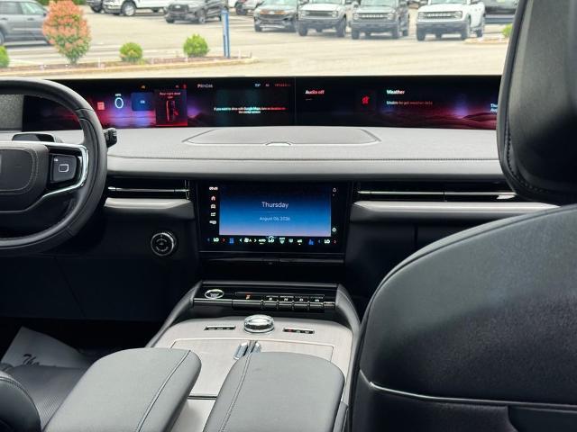 2025 Lincoln Navigator - $81,689