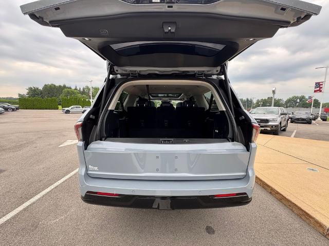 2025 Lincoln Navigator - $81,689