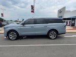 2025 Navigator L Thumbnail 5