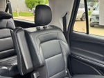 2025 Navigator L Thumbnail 18