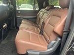 2025 Navigator L Thumbnail 23