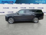 2025 Navigator L Thumbnail 6