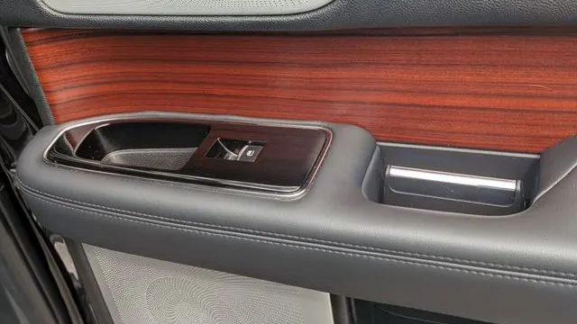 2023 Lincoln Navigator L Reserve
