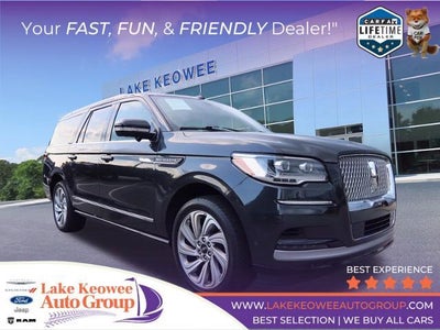 Photo of a 2023 Lincoln Navigator L 4X4 Reserve 4DR SUV for sale