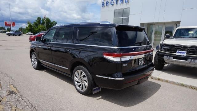 2023 Lincoln Navigator L Reserve