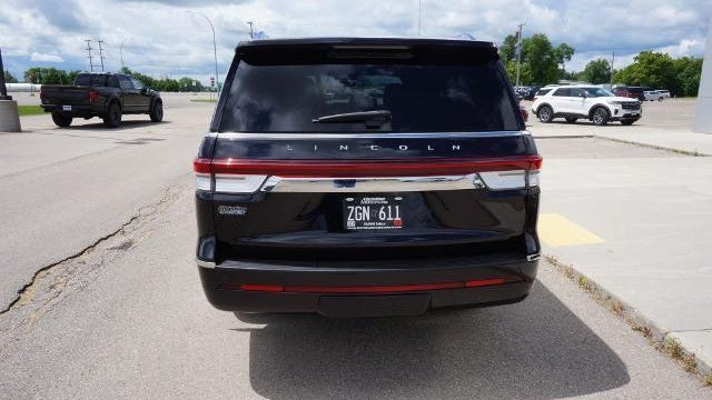 2023 Lincoln Navigator L Reserve