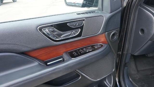 2023 Lincoln Navigator L Reserve