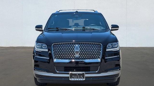 2023 Lincoln Navigator L Reserve