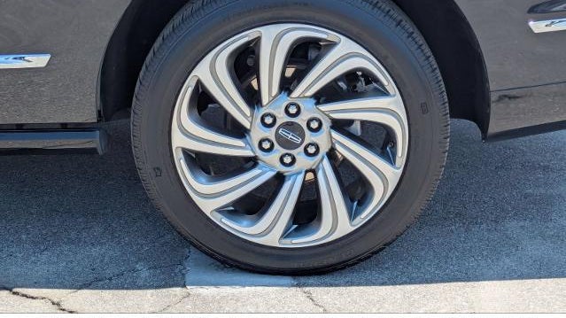 2023 Lincoln Navigator L Reserve