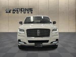 2023 Navigator L Thumbnail 3