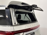 2023 Navigator L Thumbnail 8