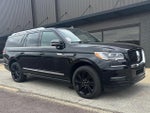 2023 Navigator L Thumbnail 2