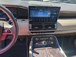2024 Navigator L Thumbnail 23