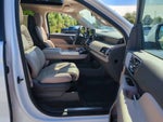 2024 Navigator L Thumbnail 39
