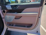 2024 Navigator L Thumbnail 40