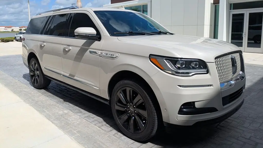 2024 Lincoln Navigator L Reserve