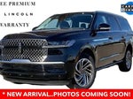 2025 Navigator L Thumbnail 2